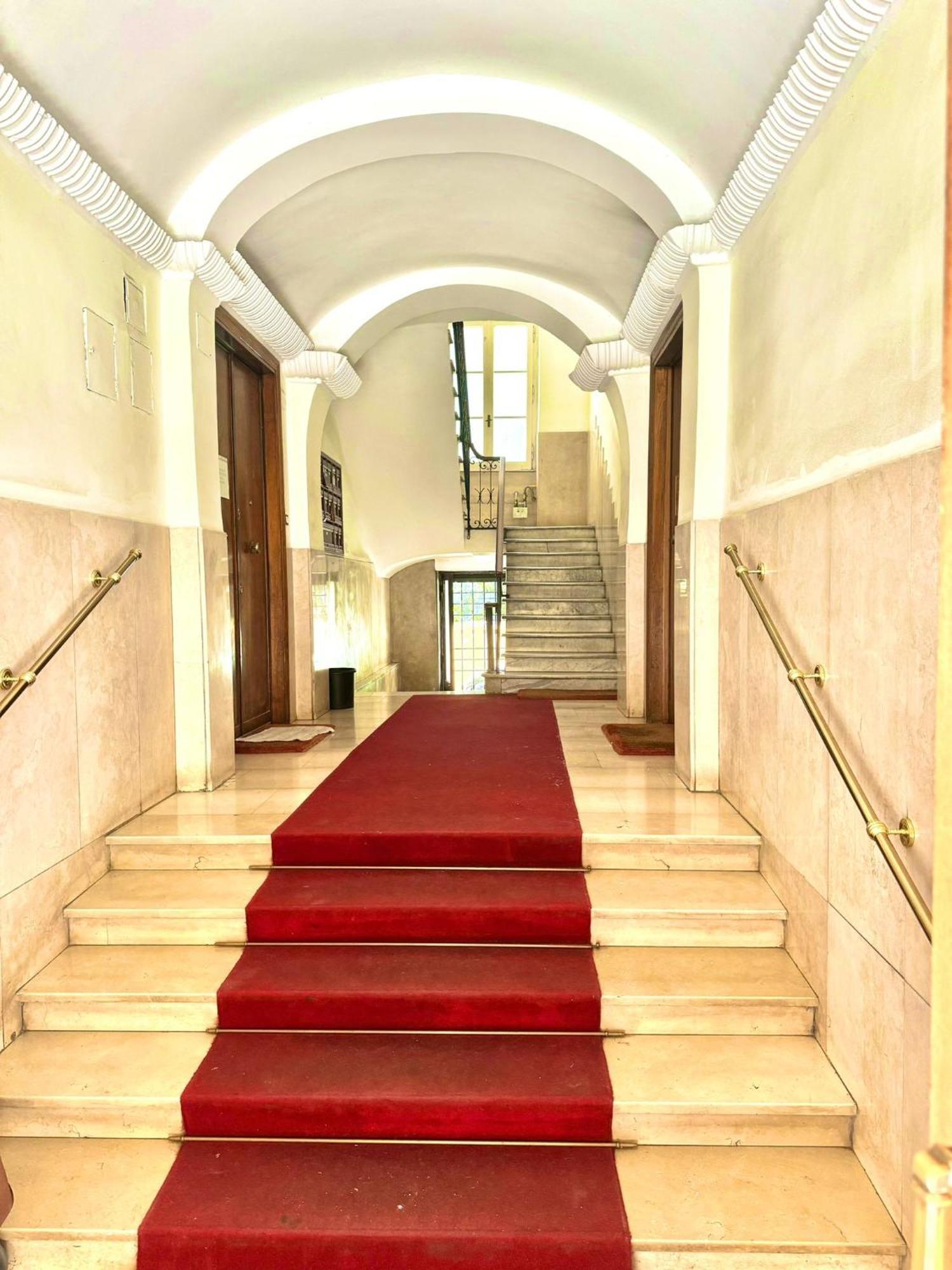 Rinascita Vatican Rome